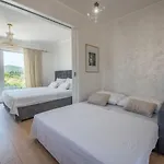 Appartamento Tiny In Peaceful Part Of *