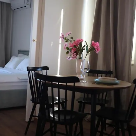 Apartman Tiny In Peaceful Part Of